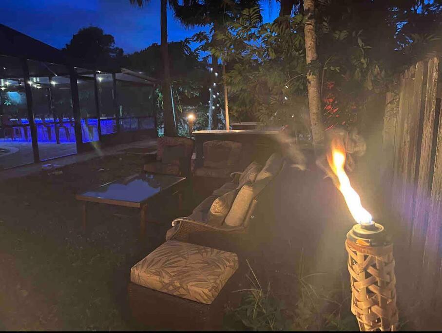 Villa Poolside Cocoa Oasis W/ Tiki Bar! Frontenac Exterior foto